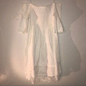 ✨White off the shoulder dress